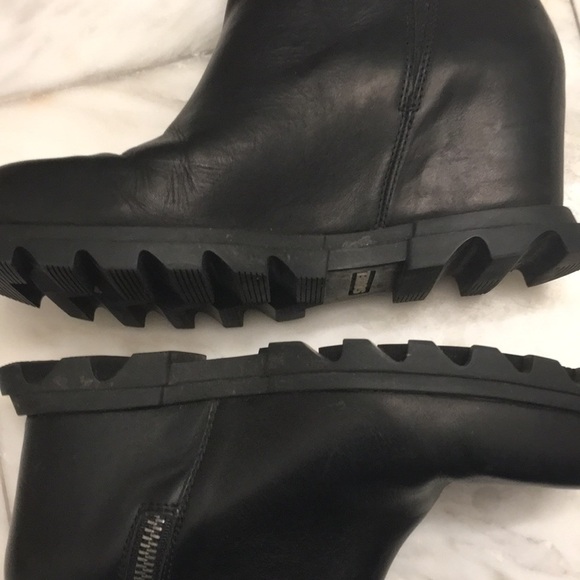 SOREL Joan of Arctic™ Wedge III Zip Booties black leather size 71/2 - Picture 4 of 11